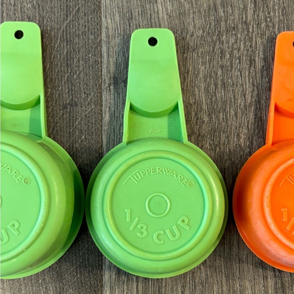 Vintage Tupperware Measuring Cups Orange & Green LOT OF 5 - Picture 7 of 8